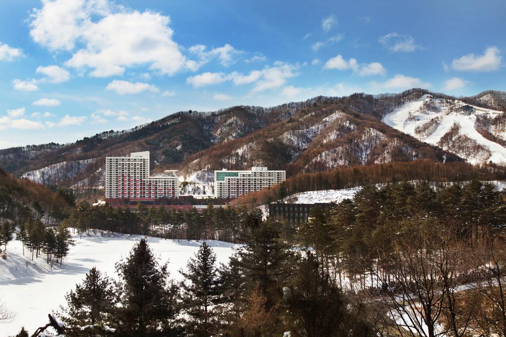 Hanwha Resort Пхёнчхан Экстерьер фото